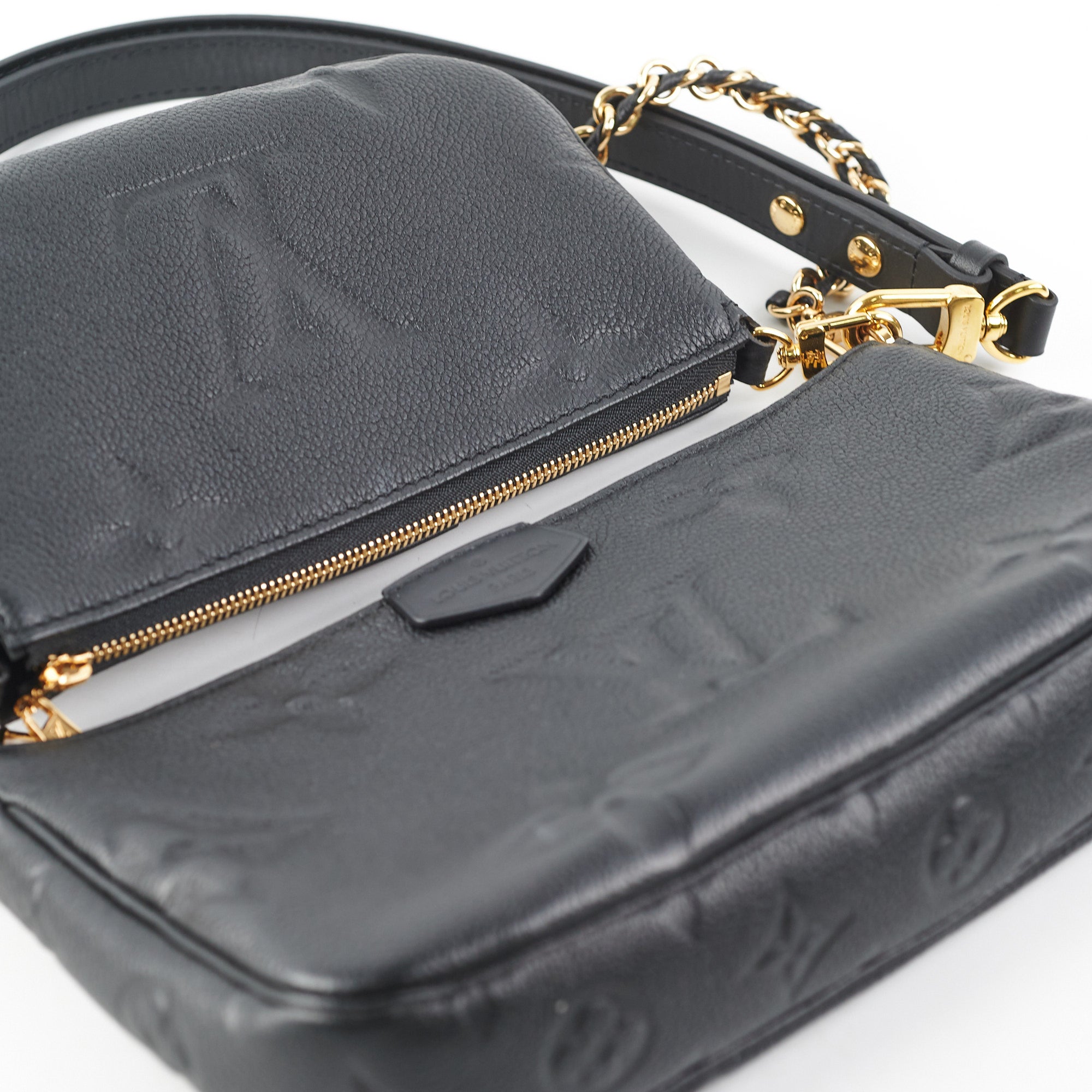 Pochette alpha triple leather small bag Louis Vuitton Black in Leather -  21922832