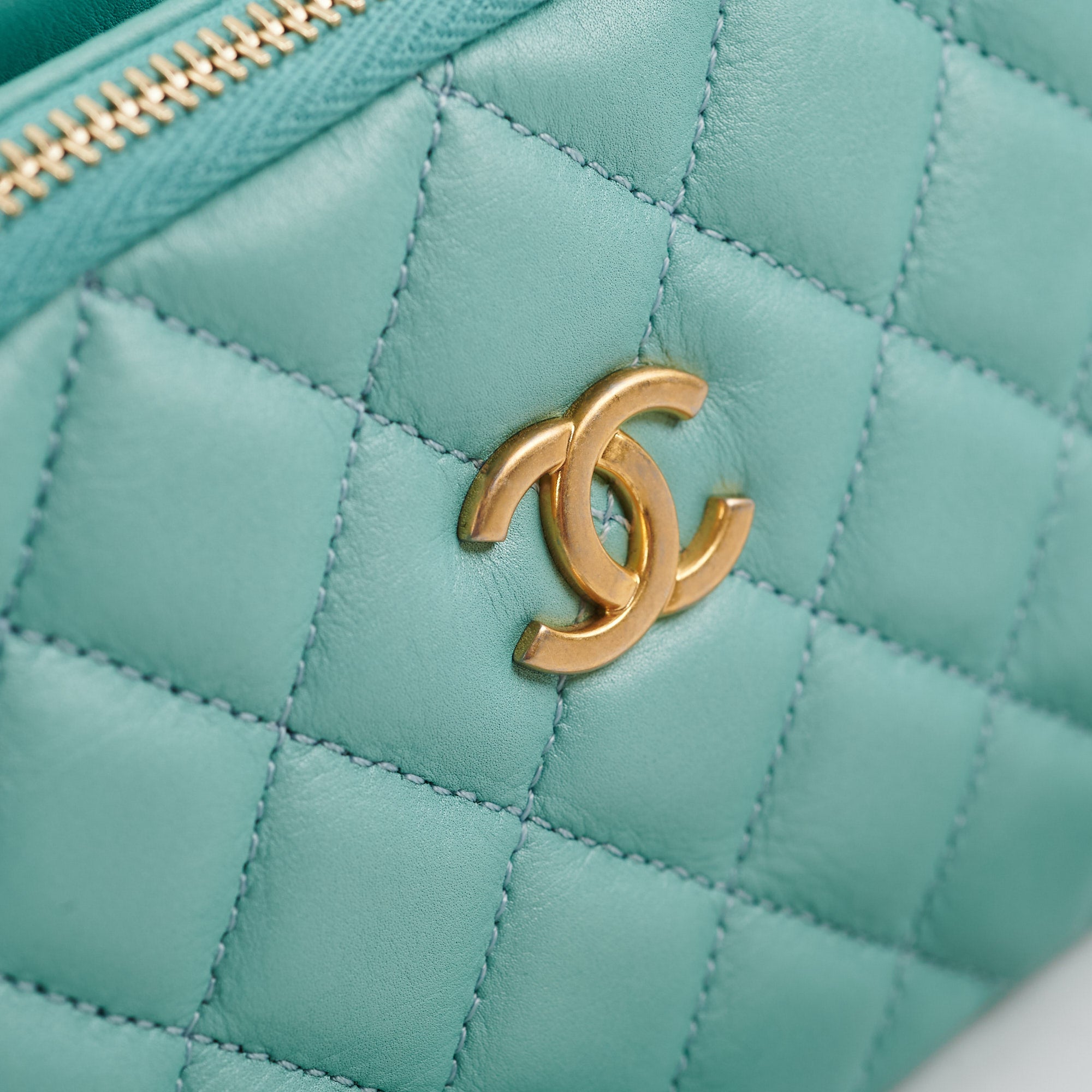A-Z Photography Challenge 3.0: Q-Quilted  Quilted, Photography challenge, Chanel  bag