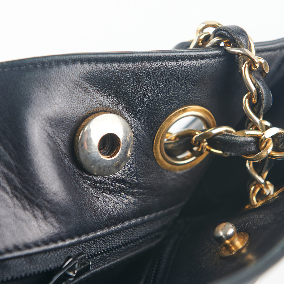 Chanel Modern Chain Tote - Black Totes, Handbags - CHA938789