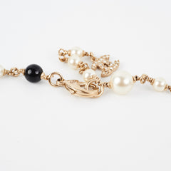 Chanel Long Necklace Pearls CC (Costume Jewellery)