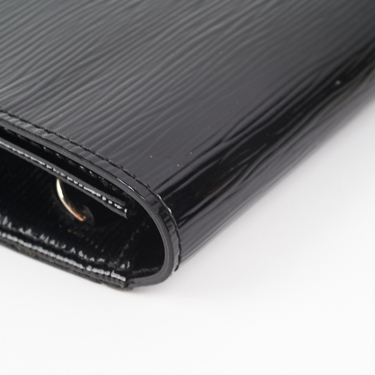 Louis Vuitton Limited Edition Essential V Platine Epi Strap Clutch
