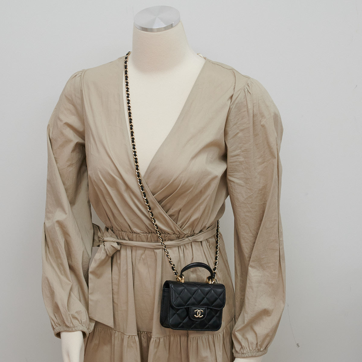 Chanel card holder with chain Clearance