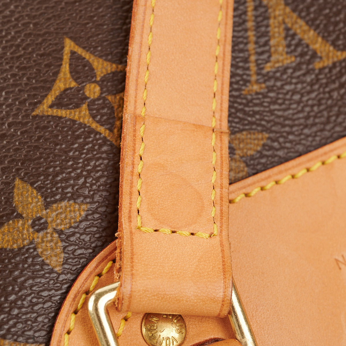 Louis Vuitton Monogram Excursion Shoe bag vintage at 1stDibs