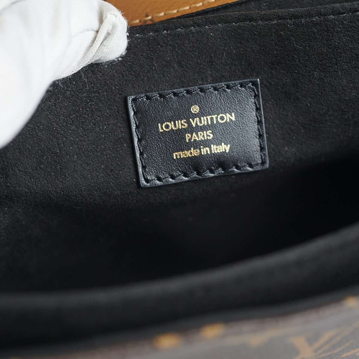 Louis Vuitton Pochette Metis Monogram Reverse Canvas – MILNY PARLON