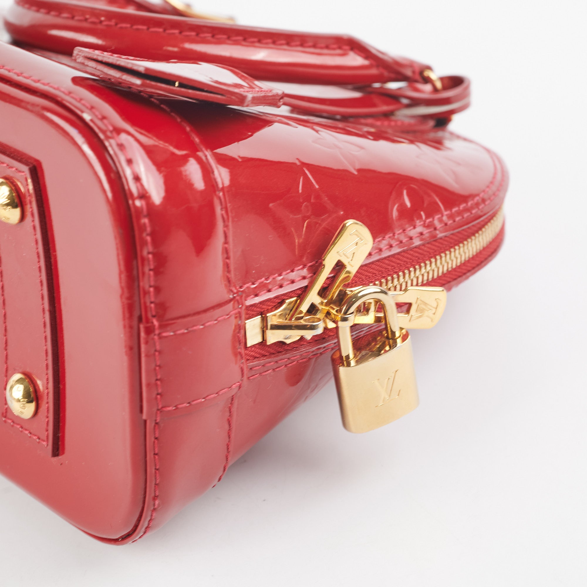 Louis-Vuitton-Monogram-Vernis-Alma-BB-2Way-Bag-Red-M91606 – dct-ep_vintage  luxury Store
