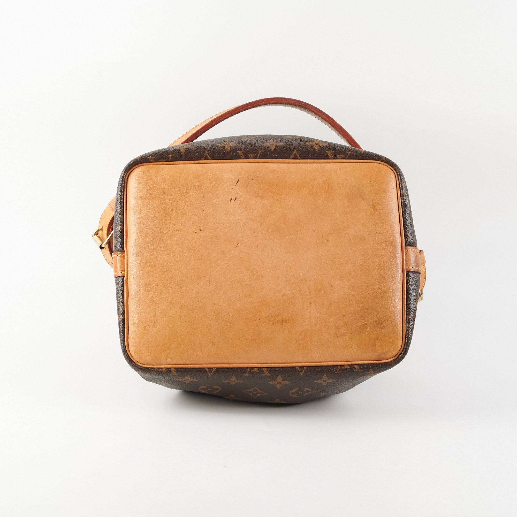 LV Noe Bucket 001-255-00010 - Luxury Pre-Loved Handbags, Lee Ann's Fine  Jewelry