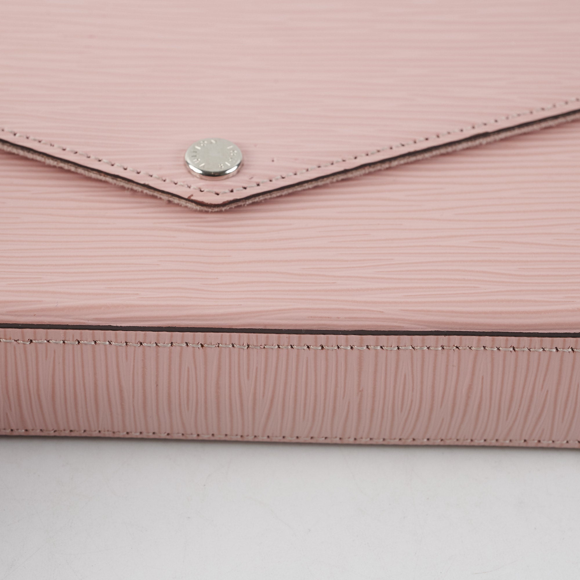 Louis Vuitton Epi Felicie Pochette Pink Crossbody Bag - THE PURSE AFFAIR