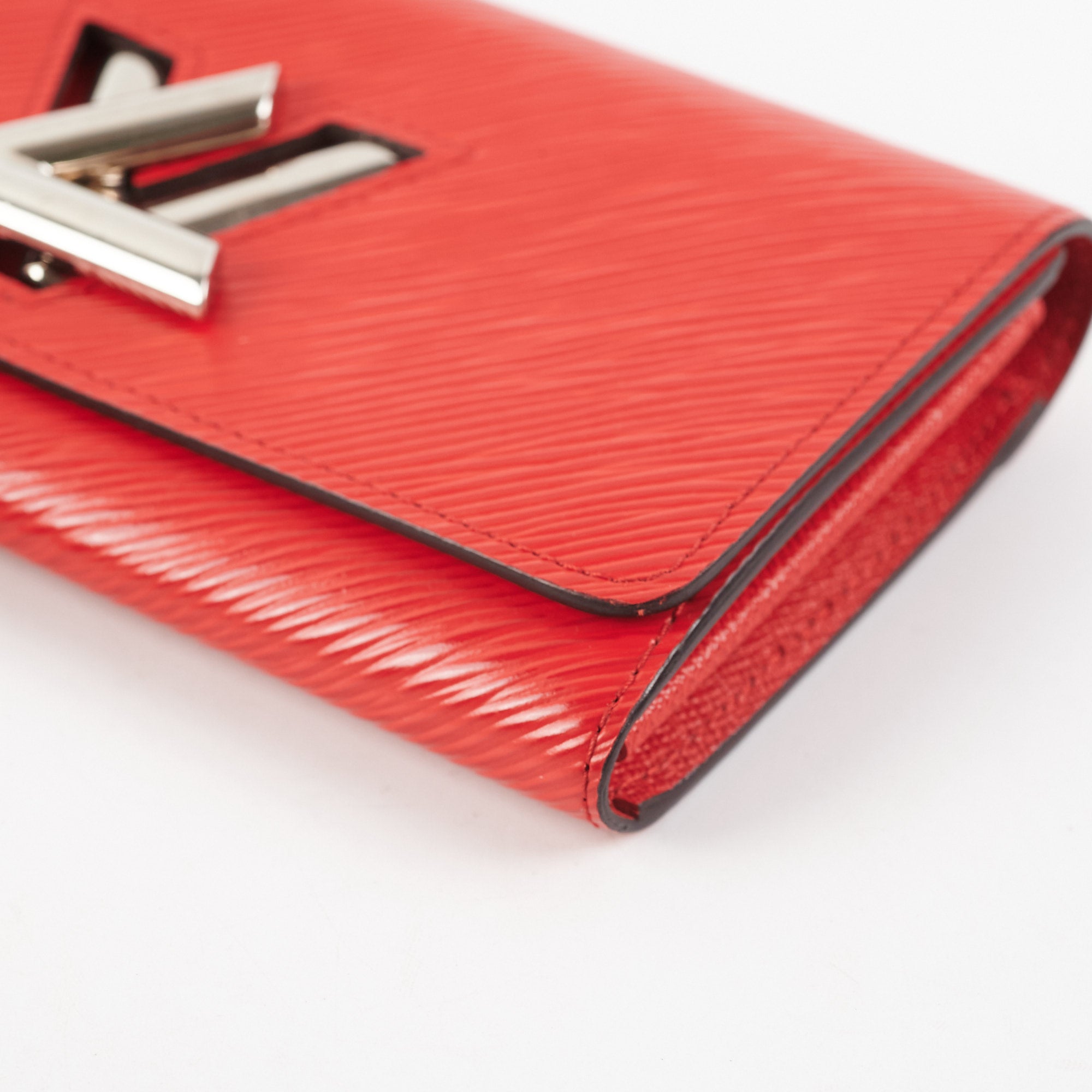 Twist leather wallet Louis Vuitton Multicolour in Leather - 31833067