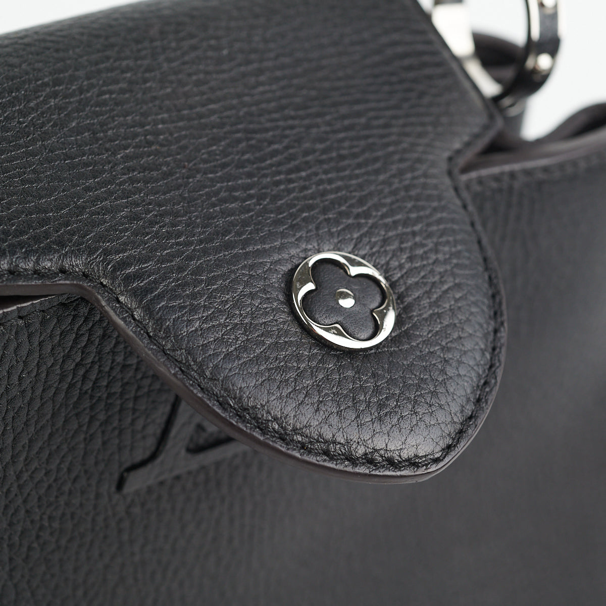 Louis Vuitton LV Capucines BB leopard Black Leather ref.308287