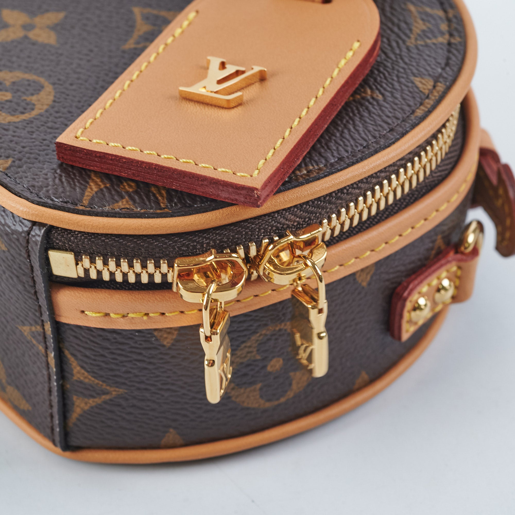 Louis Vuitton Monogram Canvas Mini Boite Chapeau Shoulder Bag