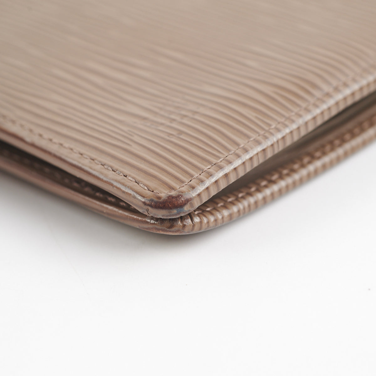 Shop Louis Vuitton EPI Marco wallet (M62289) by Tori☆ad