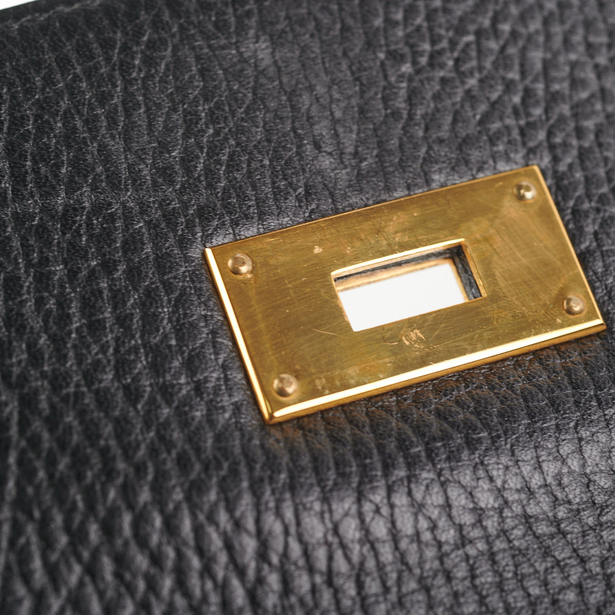 Hermes Kelly Handbag Bicolor Ardennes with Gold Hardware 40 3954025